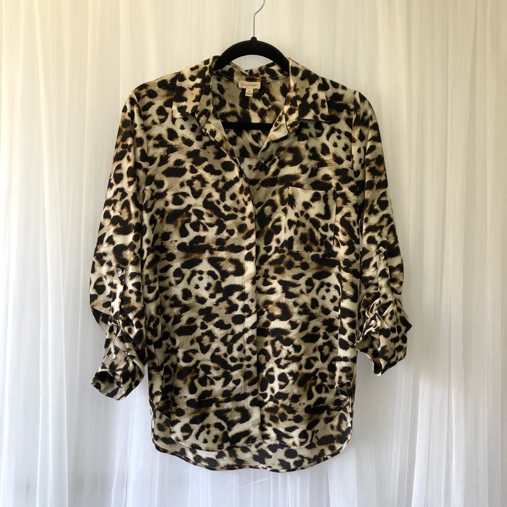 Lily White Animal print shirt NWT